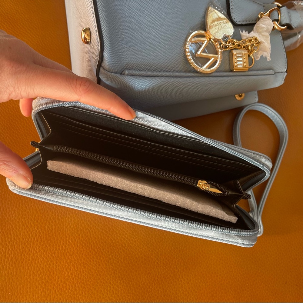Baby Blue Ruth Shoulder Bag Set - Picture 9 of 9
